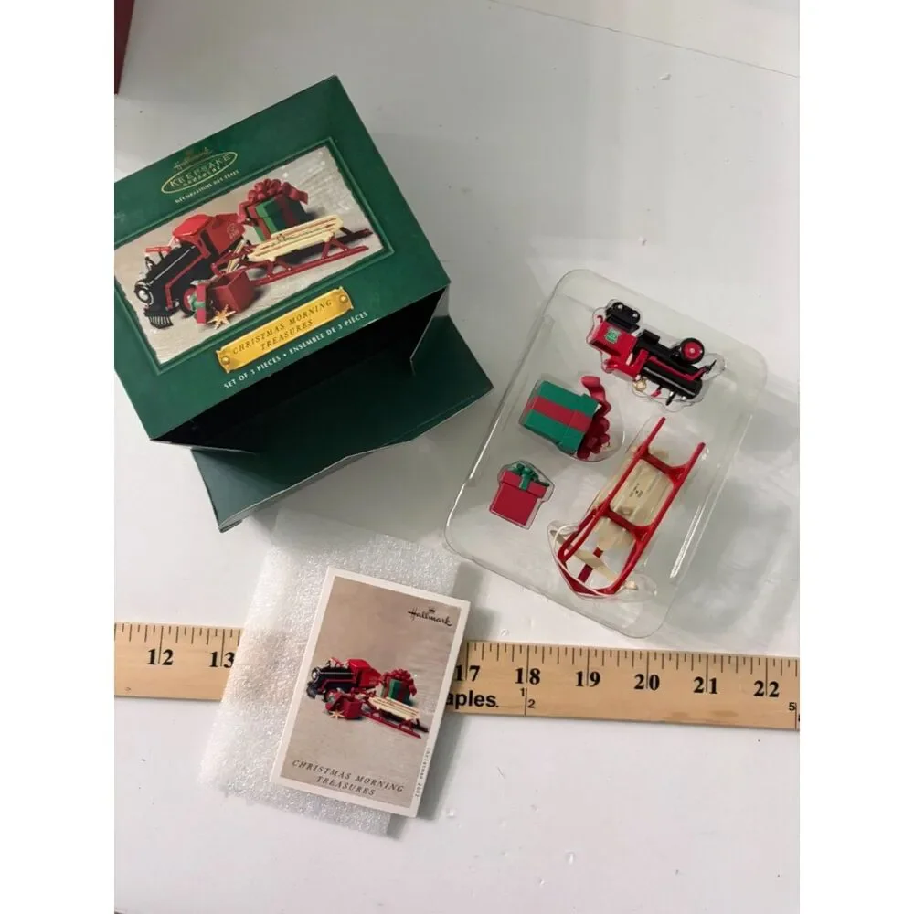 Hallmark Keepsake Christmas Morning Treasures